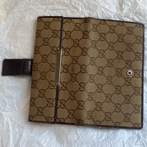 Gucci wallet with canvas/leather monogram tan and brown wallet sold as is - Picture 5 of 16